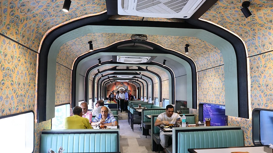 <div class="paragraphs"><p>People seen inside Dadar Darbar, the newly opened Restaurant-on-Wheels in Mumbai.</p></div>