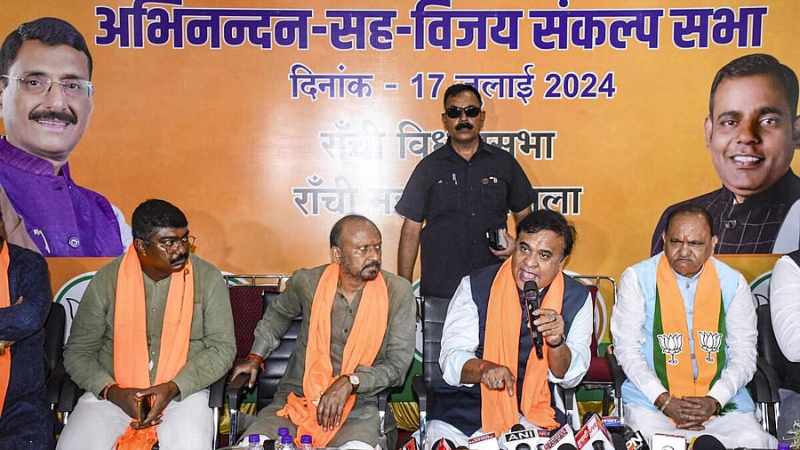 <div class="paragraphs"><p>Assam Chief Minister Himanta Biswa Sarma along with other party leaders addresses a press conference, in Ranchi.</p></div>