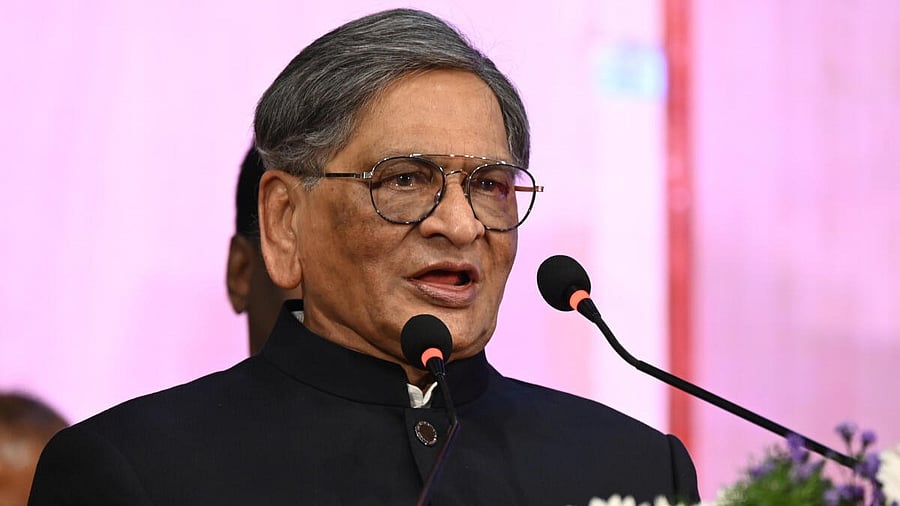 <div class="paragraphs"><p>SM Krishna</p></div>