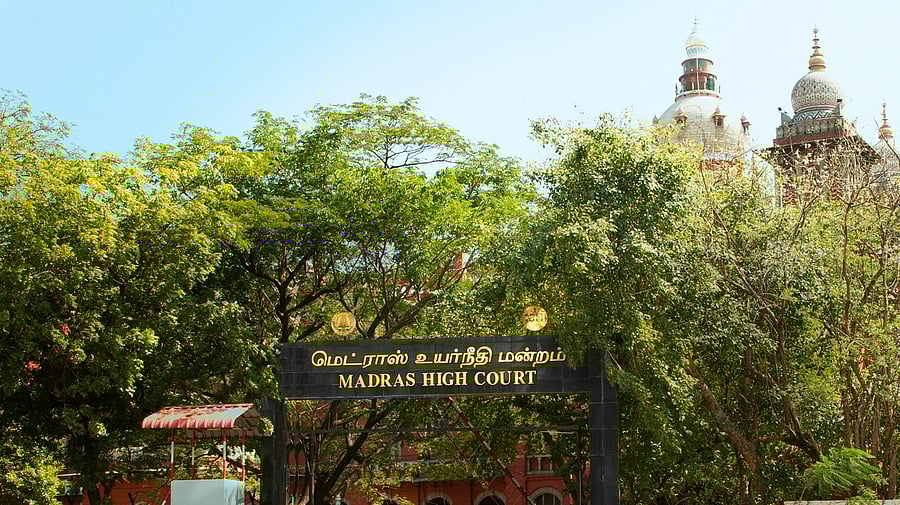 <div class="paragraphs"><p>View of the Madras High Court</p></div>