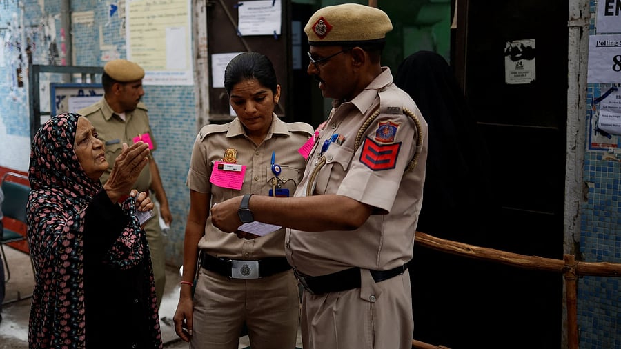 <div class="paragraphs"><p>Delhi Police officers. Representative image. </p></div>