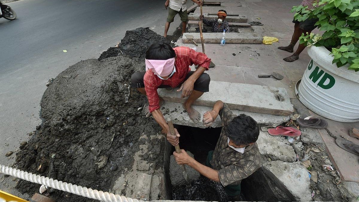 453 died while cleaning sewers since 2014: Government