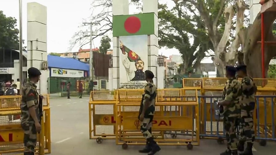 <div class="paragraphs"><p>Border Security Force (BSF) personnel guard at Petrapole border in Bengal, which has South Asia's largest land port. </p></div>