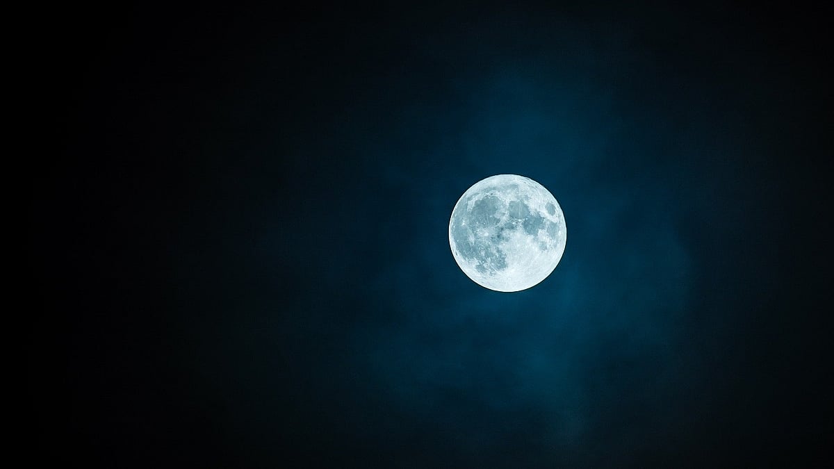 NASA's Artemis II Crew Acknowledges Mixed Public Sentiment on Moon Mission