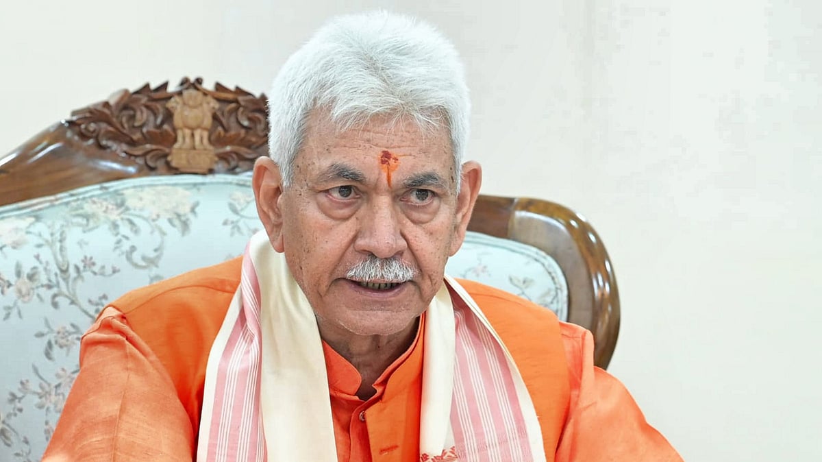 LG Manoj Sinha Intensifies Anti-Terror Drive, 5 J&K Government Employees Dismissed