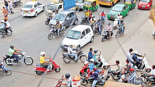 <div class="paragraphs"><p>Traffic on the rail track between Anekal and Hosur near Karnataka-Tamil Nadu border</p></div>