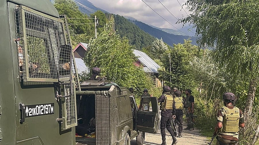 <div class="paragraphs"><p>Security forces personnel during a military encounter, in Anantnag district</p></div>