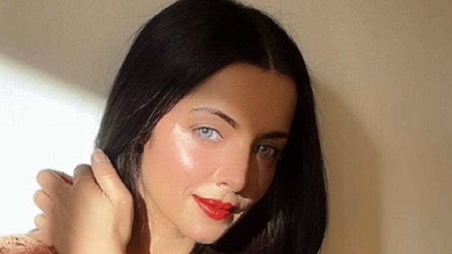 <div class="paragraphs"><p>Celina Jaitly</p></div>