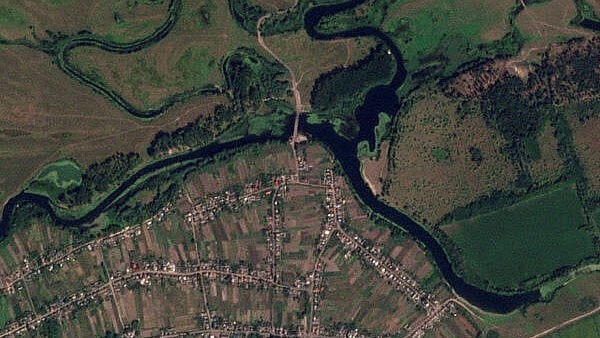 <div class="paragraphs"><p>A satellite image shows a strategic bridge over the Seym River that has been destroyed, in Zvannoe, Kursk Region, Russia. </p></div>