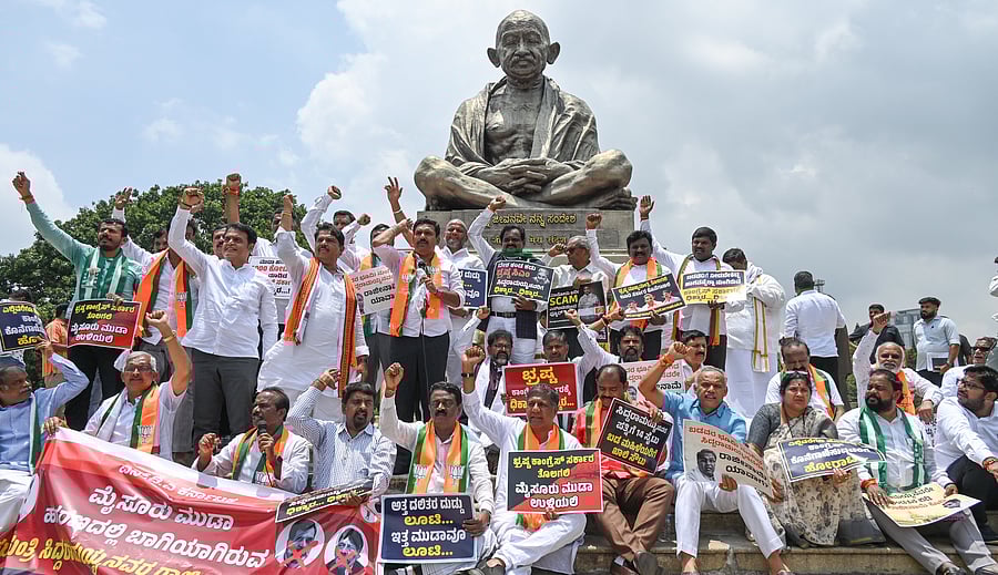 <div class="paragraphs"><p>File Photo: B Y Vijayendra, BJP State President, R Ashoka, Opposition leader in Assembly, Chalavadi Narayanaswamy Opposition leader in Council, BJP, JD(S) MP’s MLA’s MLC’s and leaders held a protest demanding Siddaramaiah Chief Minister give resignation in MUDA scam in front of Gandhi Statue, Vidhana Soudha premises in Bengaluru.</p></div>
