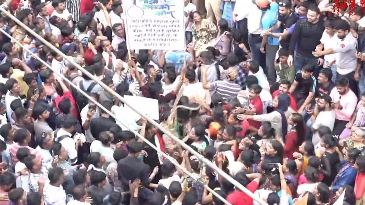 Badlapur sexual abuse case: Maharashtra govt forms SIT to probe ...