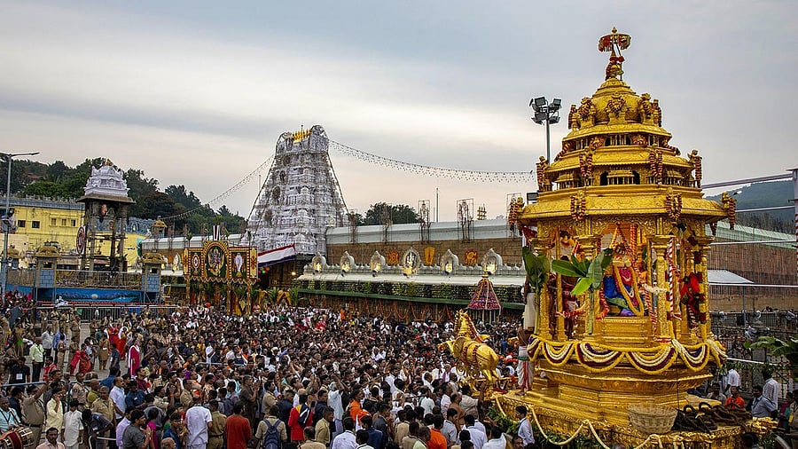 <div class="paragraphs"><p>On average, around 50,000 to 1 lakh devotees visit the Tirupati temple daily. </p></div>