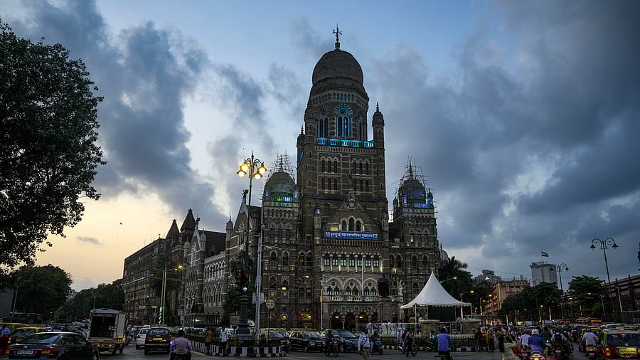 <div class="paragraphs"><p> Chhatrapati Shivaji Maharaj Terminus and BMC headquarters, in Mumbai.</p></div>