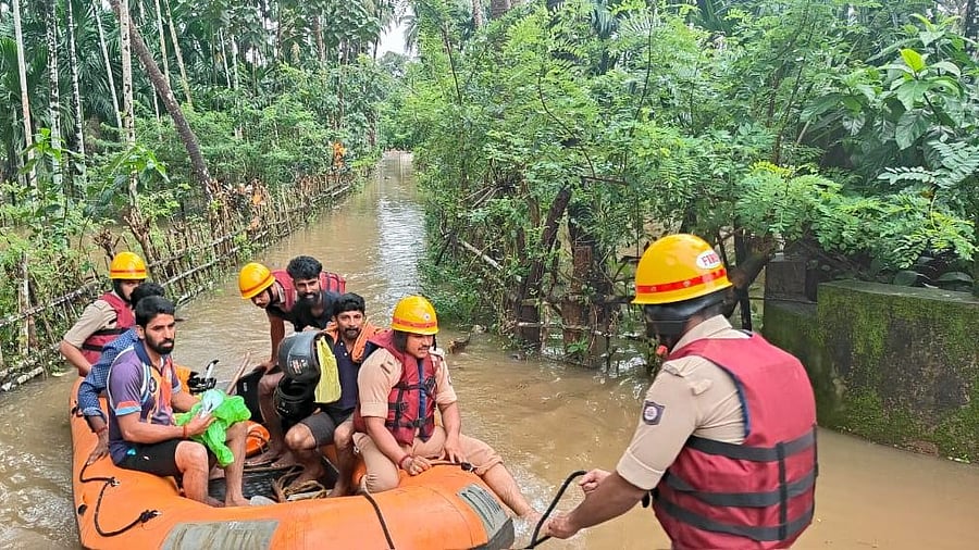 <div class="paragraphs"><p>Flooding in Dakshina Kannada</p></div>