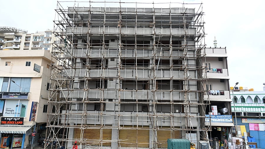 <div class="paragraphs"><p>Not leaving setback and building floors beyond the sanctioned plan can make a building illegal. </p></div>