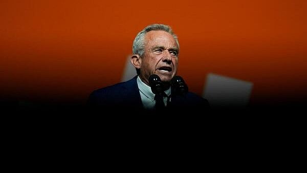 <div class="paragraphs"><p>RFK Jr speaks at crypto conference in Nashville.</p></div>