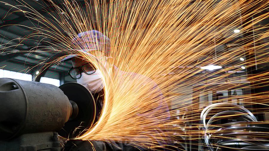 <div class="paragraphs"><p>Representative image of manufacturing. </p></div>