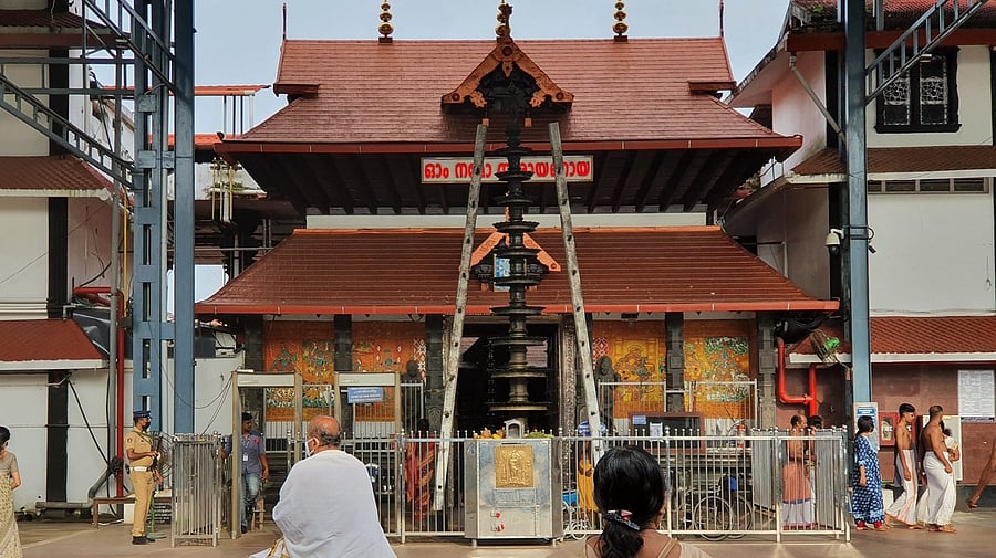 <div class="paragraphs"><p>Guruvayur Sree Krishna temple.</p></div>