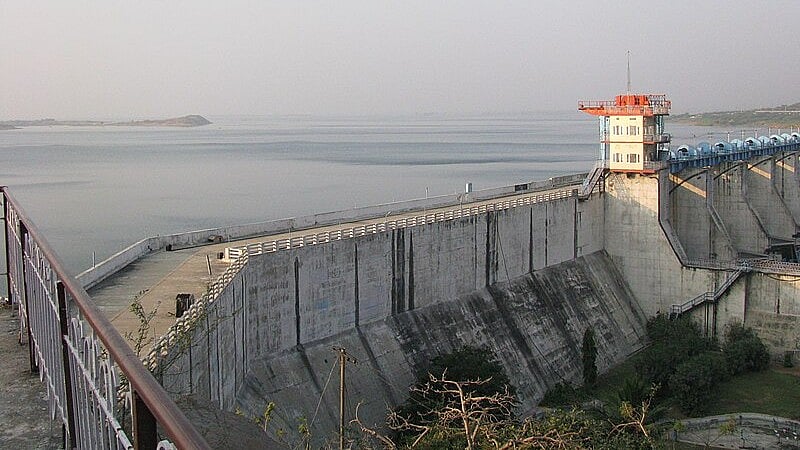 <div class="paragraphs"><p>Bisalpur dam.</p></div>