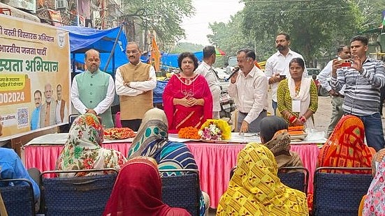 <div class="paragraphs"><p>Alka Gurjar, co-in-charge of Delhi BJP, taking part in the party's in the membership campaign in Delhi's Shastri Market, Vasant Vihar, under the slum expansion campaign.</p></div>