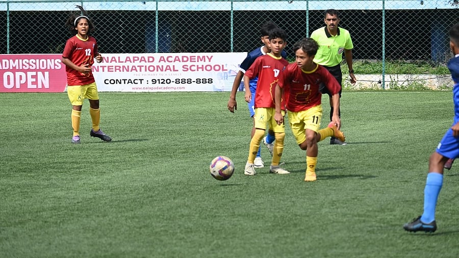 The Karnataka team topped Group A before winning their last-4 clash to reach the final of the Tier I Sub-junior Boys’ (under-13) National Football Championships at the Bangalore Football stadium.
