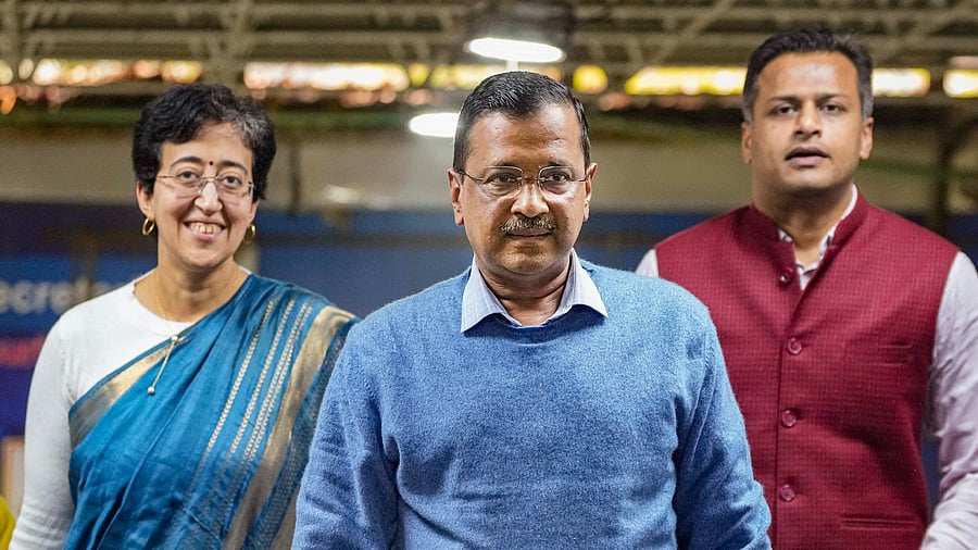 <div class="paragraphs"><p>Arvind Kejriwal with Atishi</p></div>