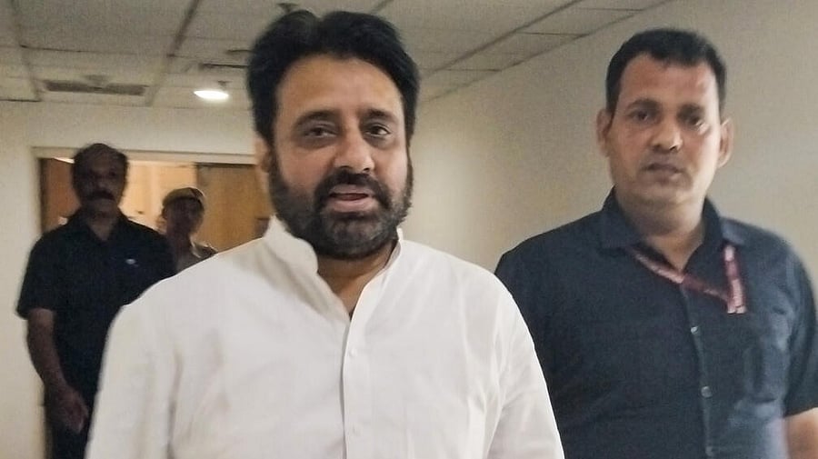 <div class="paragraphs"><p>AAP MLA Amanatullah Khan.</p></div>