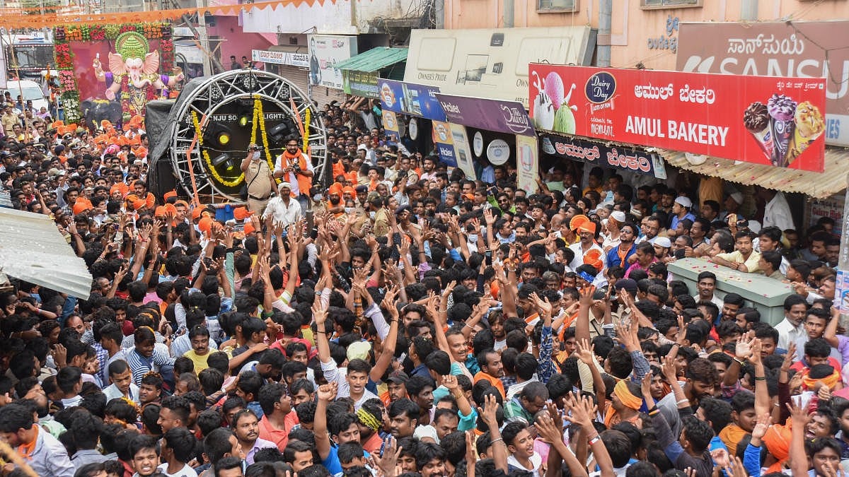 Sri Rama Sene activists will provide protection during Hindu processions