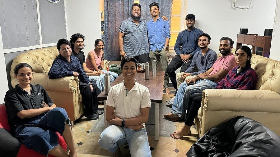 Dushyant Dubey (standing, left) at his NGO in Indiranagar. His team comprises six full-time members and 10,000 volunteers.