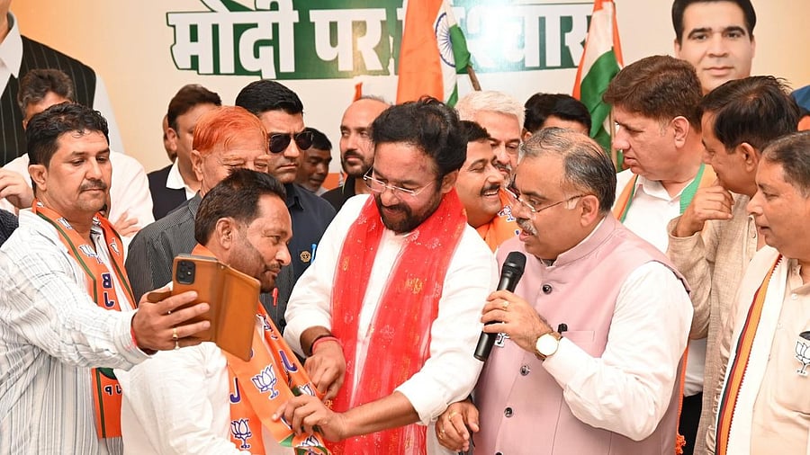 <div class="paragraphs"><p>Ekam Sanatan Bharat Dal members joined the BJP. </p></div>