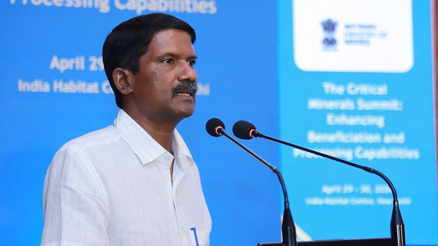 <div class="paragraphs"><p>Ministry of Mines secretary&nbsp;V L Kantha Rao</p></div>