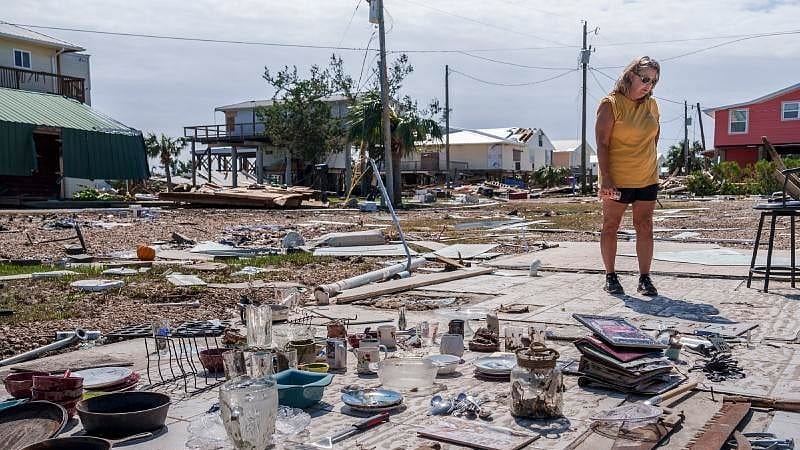 <div class="paragraphs"><p>More than 90 people across the Southeast have died, with some communities decimated.</p></div>