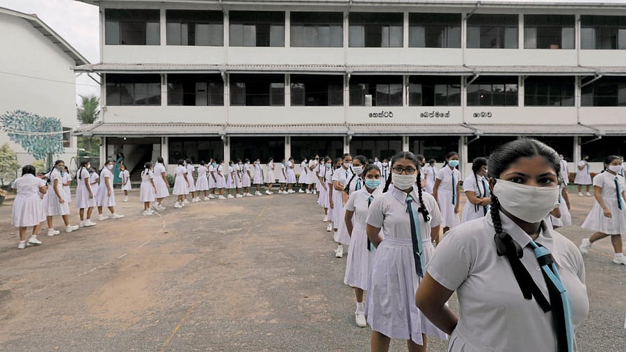 <div class="paragraphs"><p>993 unauthorised private schools in Karnataka, Council told </p></div>