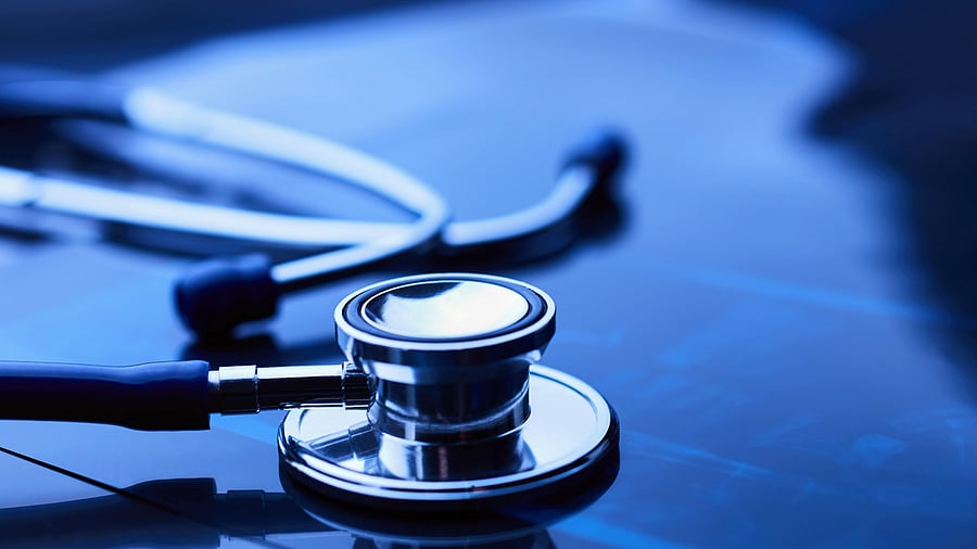 <div class="paragraphs"><p>Representative image showing a stethoscope</p></div>