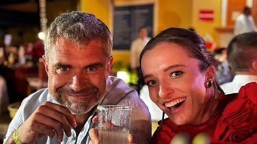 <div class="paragraphs"><p>Iga Swiatek with her coach Tomasz Wiktorowski. </p></div>