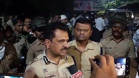 <div class="paragraphs"><p>Tight security arrangements have been made in Amravati.</p></div>