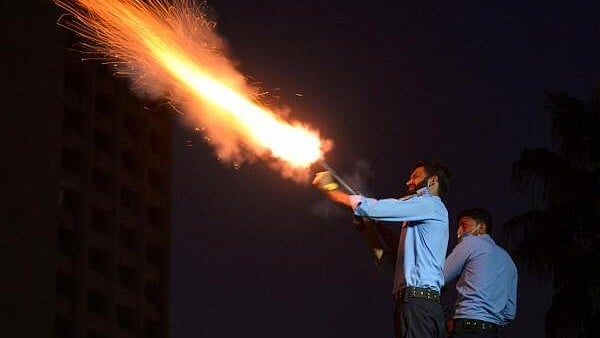 <div class="paragraphs"><p>Supporters of jailed former Pakistani Prime Minister Imran Khan gather for an anti-government rally in Islamabad.</p></div>