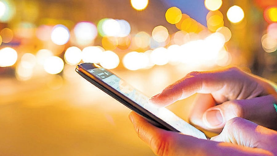 <div class="paragraphs"><p>The fraudsters have shifted their tactics and are using international numbers for their deceptive practices, an official statement said.</p></div>