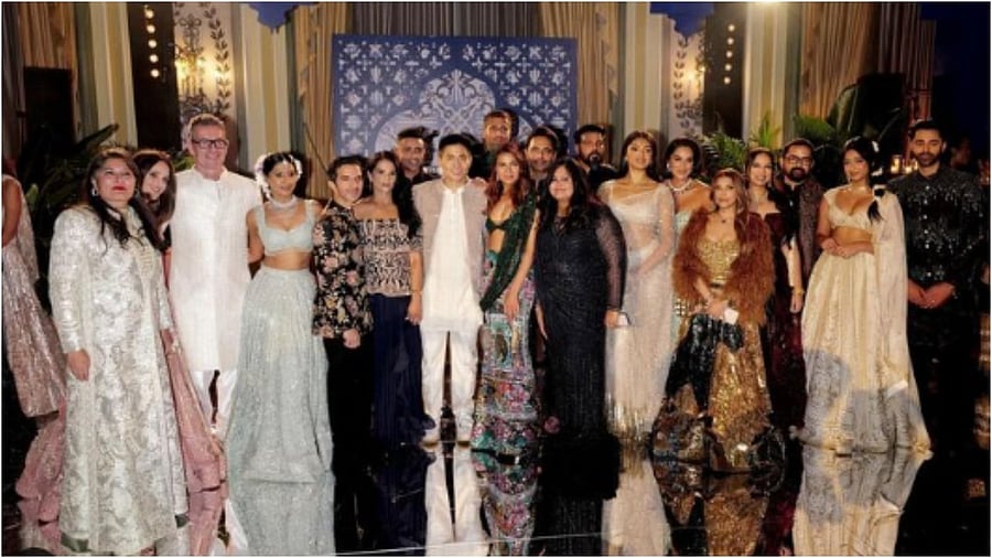 <div class="paragraphs"><p>Guests at the 'All That Glitters Diwali Ball' party. </p></div>