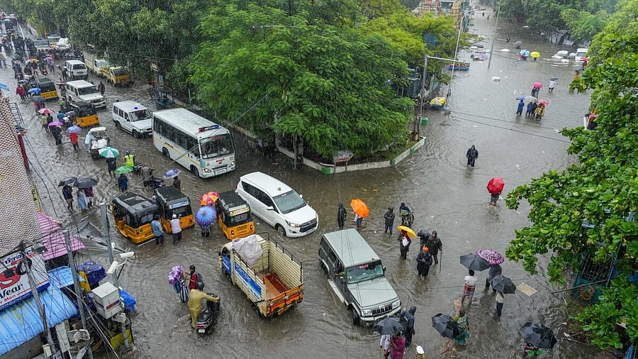 <div class="paragraphs"><p>Vehicles ply on waterlogged roads amid rains in Chennai recently. </p></div>