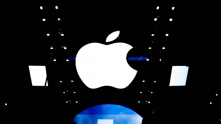<div class="paragraphs"><p>FILE PHOTO: An Apple logo is pictured in an Apple store in Paris, France,.</p></div>