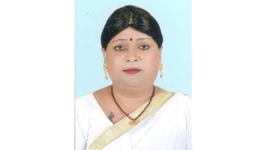 <div class="paragraphs"><p>Nagma Rani</p></div>