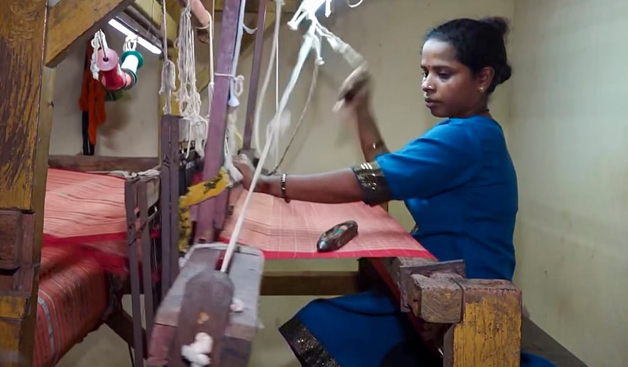 <div class="paragraphs"><p>Panaji: A Self Help Group member crafts a Kunbi saree at a Handloom at Parnem, Goa, aspiring to become 'Lakhpati Didi'.Goa's 'Lakhpati Didis' are empowering women through entrepreneurship and cultural revival.   </p></div>