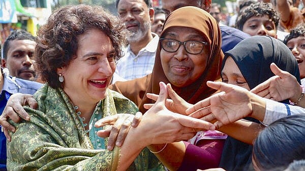 <div class="paragraphs"><p>AICC General Secretary and UDF candidate from Wayanad parliamentary constituency Priyanka Gandhi Vadra meets school students as she campaigns at Engapuzha, in Kozhikhode. </p></div>