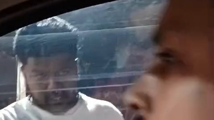 <div class="paragraphs"><p>Screengrab from the video shared by the person whose car was attacked.</p></div>