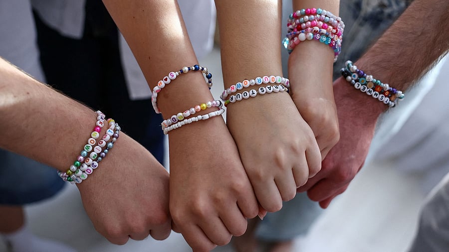Fans of Taylor Swift wear friendship bracelets during their meeting in Lyubertsy outside Moscow, Russia September 15, 2024. REUTERS/Evgenia Novozhenina