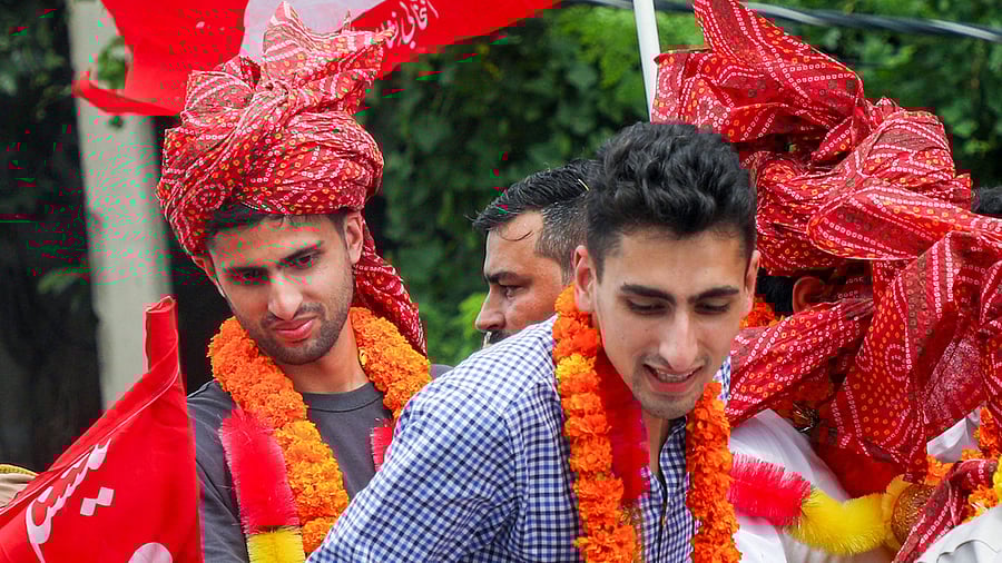 <div class="paragraphs"><p>J&K CM Omar Abdullah's sons Zamir Abdullah and Zahir Abdullah.</p></div>
