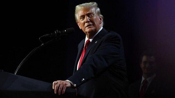 <div class="paragraphs"><p>Donald Trump.</p></div>