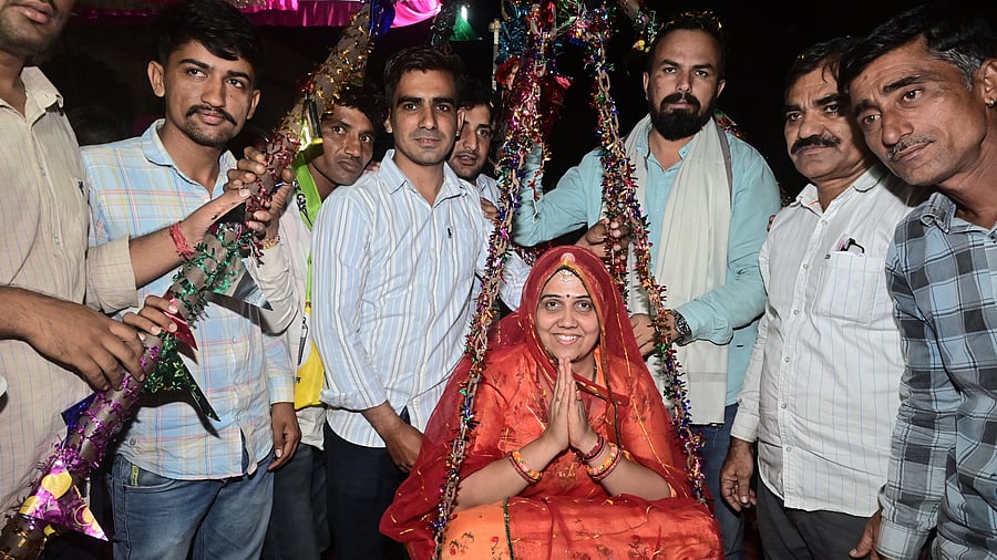<div class="paragraphs"><p>RLP MP Hanuman Beniwal's wife Kanika.</p></div>