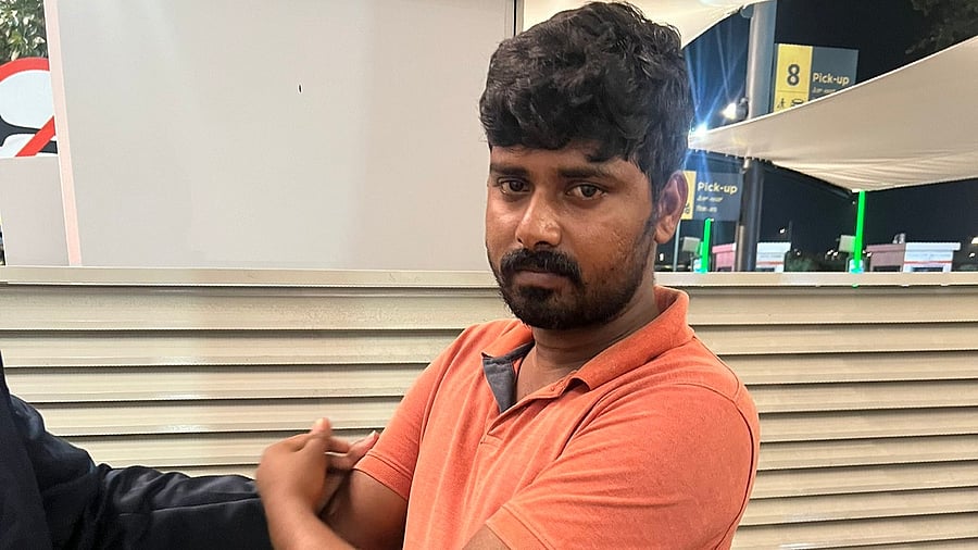 <div class="paragraphs"><p>Cabbie Basavaraj was apprehended by the police for impersonating an Ola driver and trying to extort money from a woman was travelling from the airport to her home.&nbsp;</p></div>